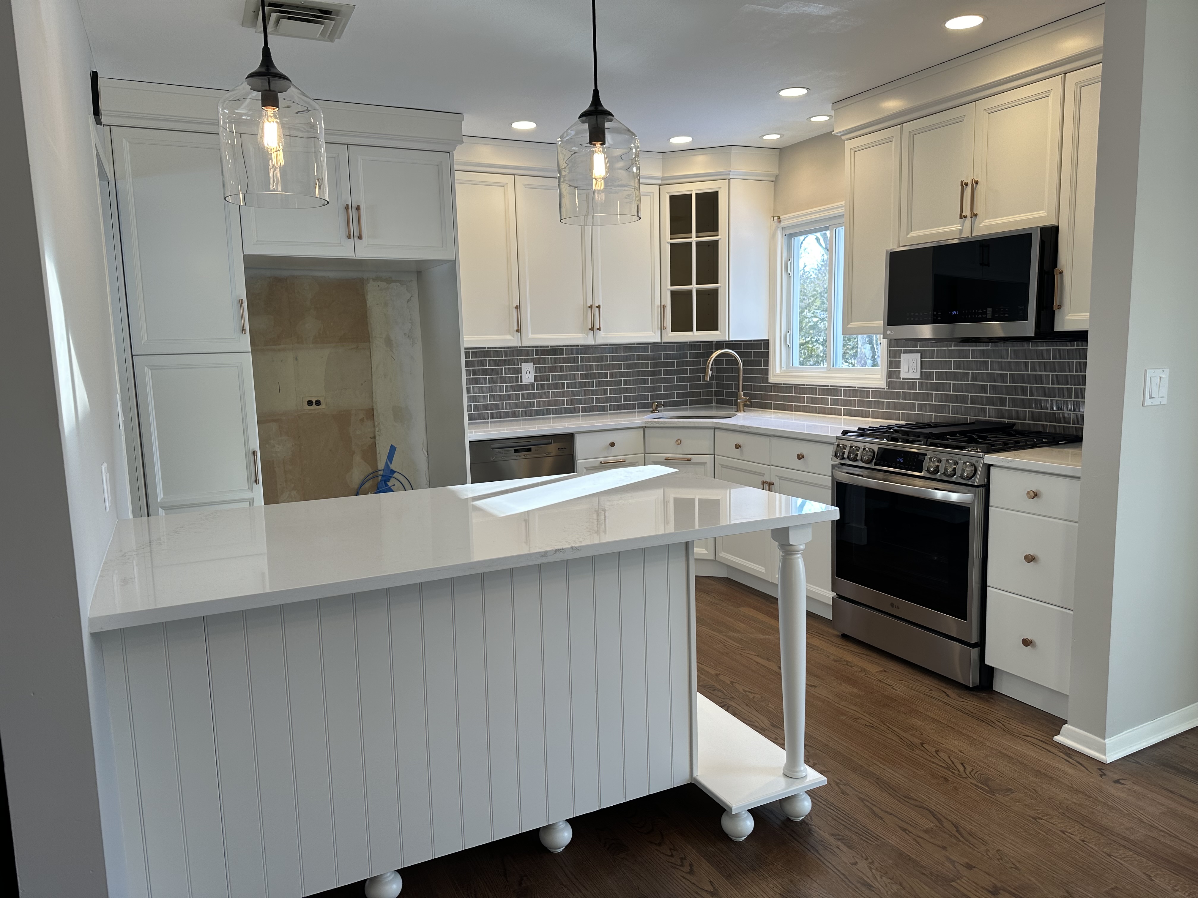 Top quality cabinet refinishing Park Ridge NJ